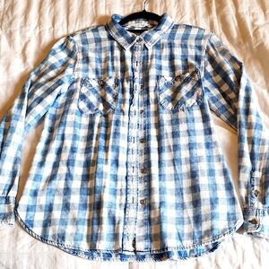 Vanilla Star Button Down